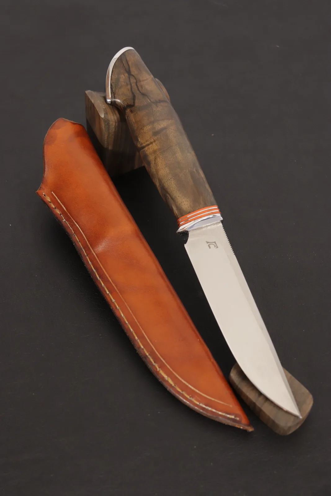 gsl769 — handcrafted knife